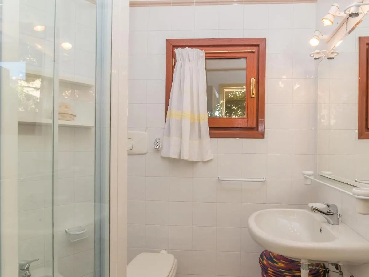 Apartment Erica By Interhome Casa Tamponi